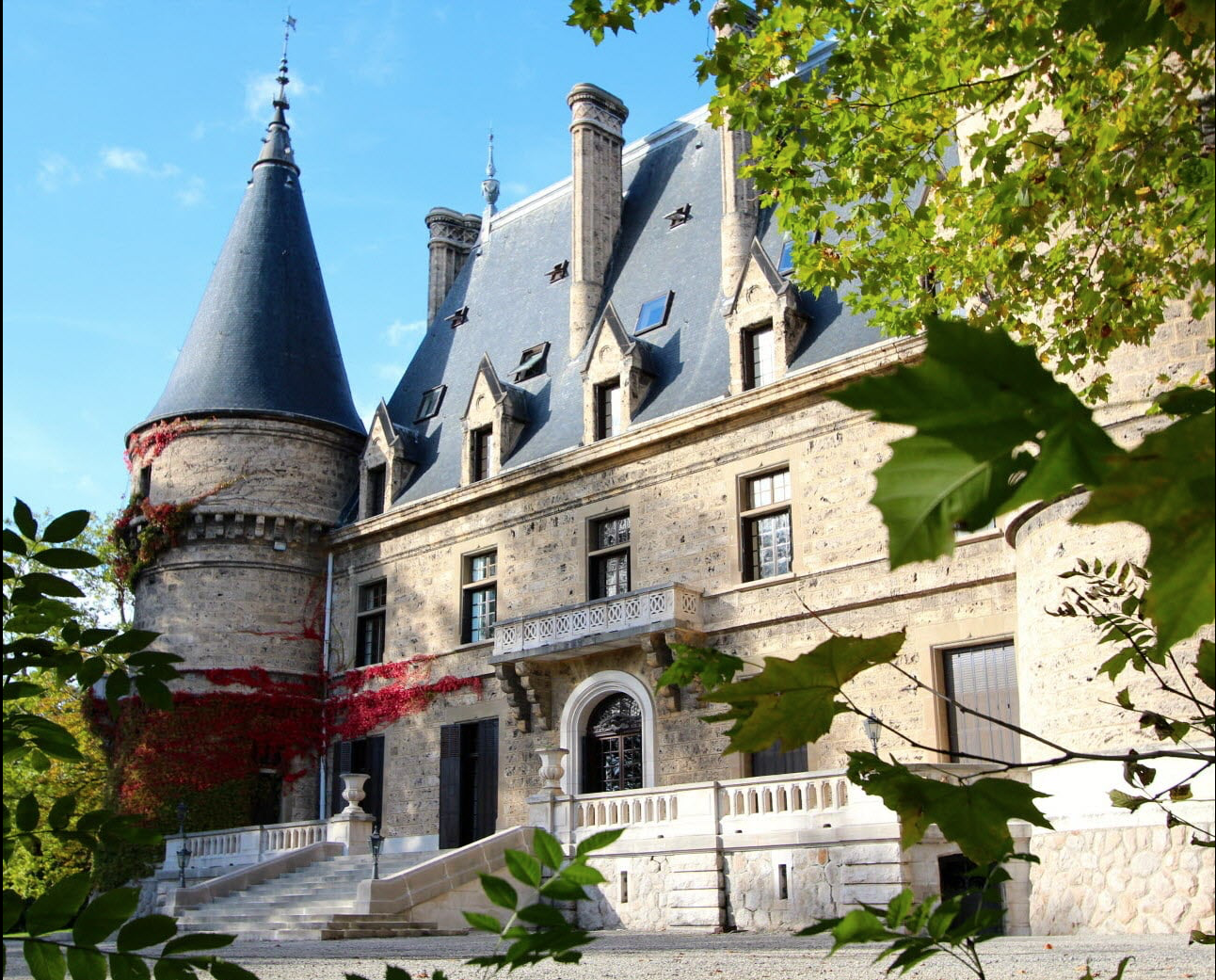 https://fyxheopqrpkpcjskstej.supabase.co/storage/v1/object/public/shop_gallery/127/Chteau-de-Valbois.png